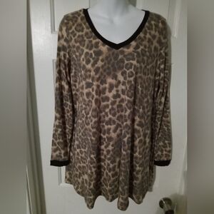 Leopard Print V-Neck Women's Top